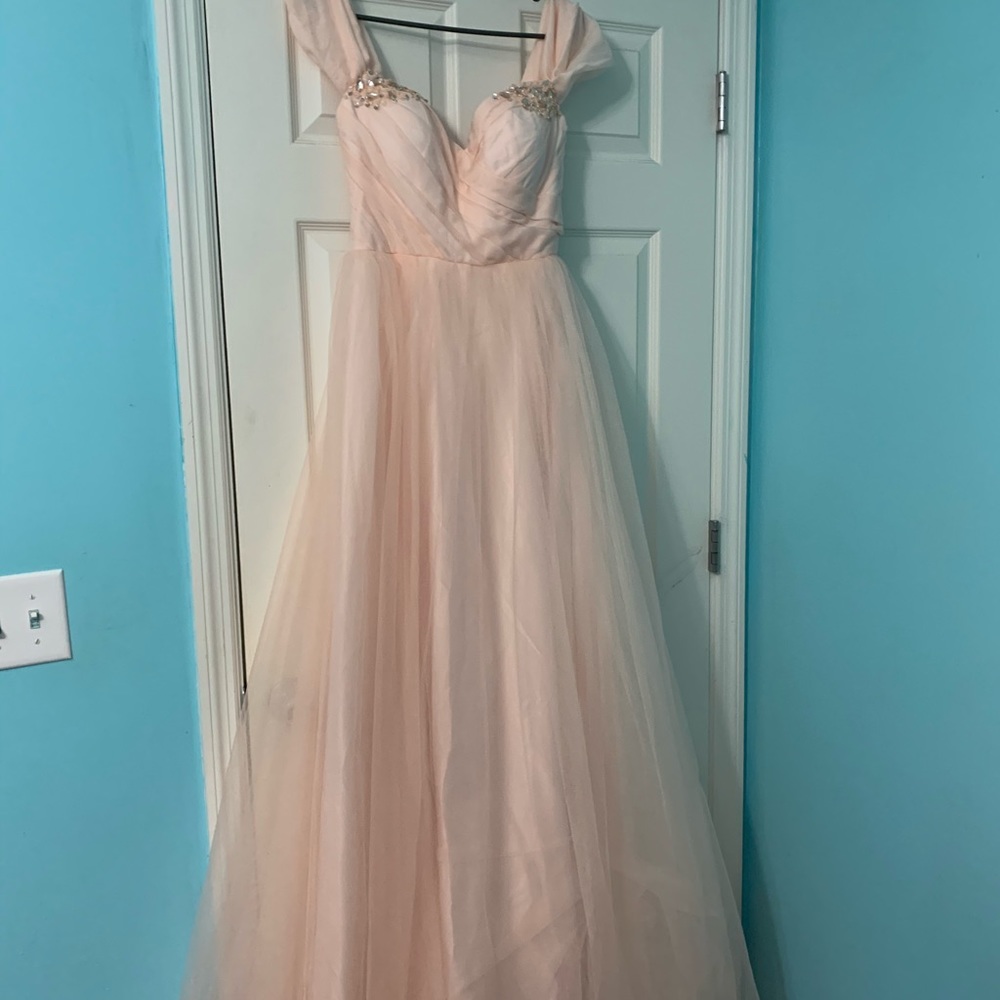 Prom Dress-size 6 never worn or altered
